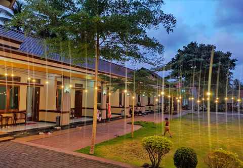 Lobby GTR Pondok Rivana Hotel