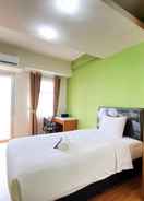 BEDROOM Homey Studio Apartment at Oxford Jatinangor By Travelio