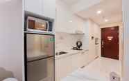 Ruang Umum 5 Modern and Fully Furnished 2BR Apartment at Sky House BSD By Travelio