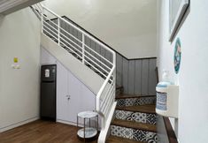 Common Space 6 Casa De louvre 9 Cikarang (Women Only)