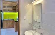 In-room Bathroom 2 Osimi Building Phu My