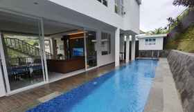 Kolam Renang 4 Platinum Yellow Bandung Villa 24pax Private Pool