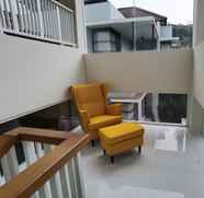 Lobi 5 Platinum Yellow Bandung Villa 24pax Private Pool