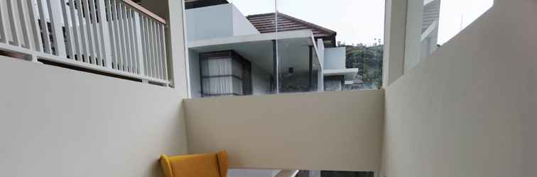 Lobi Platinum Yellow Bandung Villa 24pax Private Pool