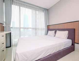 Kamar Tidur 2 Strategic and Nice 1BR at Ciputra World 2 Apartment By Travelio