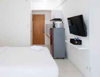 Bedroom 2 Comfy and Homey Studio at Puncak Bukit Golf Surabaya Apartment By Travelio