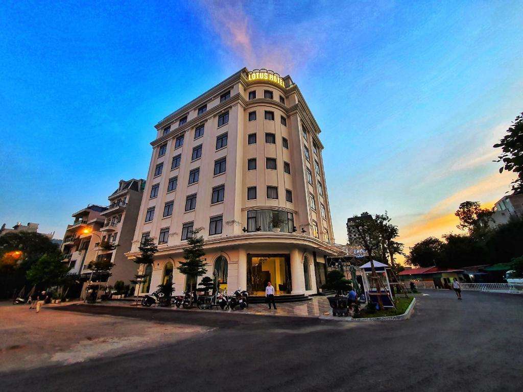 Lotus Hotel & Apartment khách sạn gần ga Hải Phòng