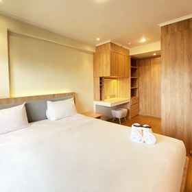 Bedroom 1 Comfort Designed 1BR at Gateway Pasteur Apartment By Travelio, Gedung serbaguna Rubi (Bale Abah) Hotels