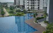 Kolam Renang 6 Nice and Stylish Studio at 21th Floor Akasa Pure Living BSD Apartment By Travelio