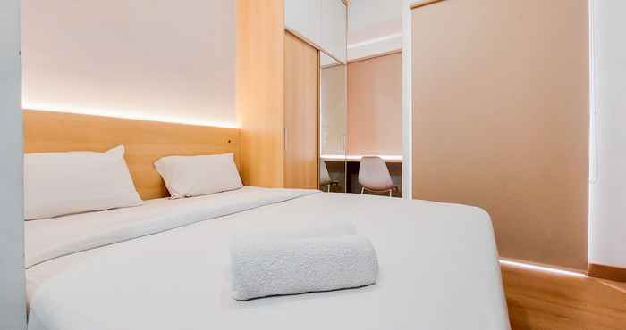 Bedroom Luxury and Stylish Studio at Serpong Garden Apartment By Travelio