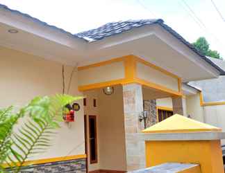 Exterior 2 Homestay Jogja Deresan By Simply Homy