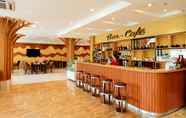 Bar, Cafe and Lounge 7 Hotel & Resort Quang Ninh Gate