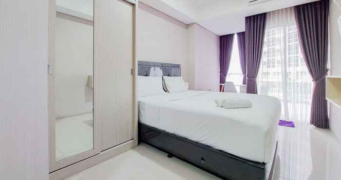 Bedroom Elegant and Nice Studio near Campus at Pacific Garden Alam Sutera Apartment By Travelio