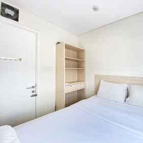Bedroom 1 อพาร์ตเมนต์ 2 ห้องนอนสุดหรูและแฟนซีที่ Parahyangan Residence By Travelio, โรงแรม & ที่พัก Liberta Physio