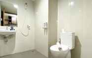 In-room Bathroom 5 Modern Look Studio at Gateway Park LRT City Apartment By Travelio