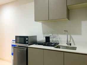 Common Space 4 Comfort and Clean 1BR at Gold Coast Apartment By Travelio