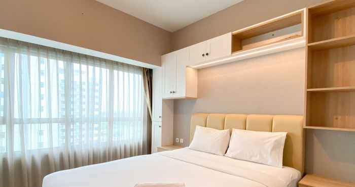 Kamar Tidur Functional and Restful Studio Apartment at Springlake Summarecon Bekasi By Travelio