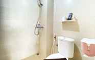 In-room Bathroom 5 Nice and Simply 2BR at Gateway Pasteur Apartment By Travelio