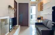 Common Space 3 Minimalist and Warm 2BR at Northland Ancol Apartment By Travelio
