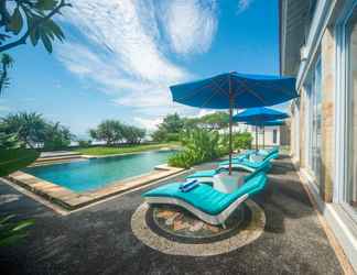 Swimming Pool 2  Suzuki Villa Ketewel Beachfront 