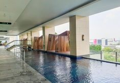 Kolam Renang 5 Strategic and Fancy Studio Apartment at B Residence By Travelio