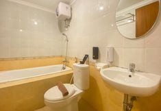 In-room Bathroom 6 Homey and Nice 2BR at Grand Palace Kemayoran Apartment By Travelio