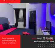 Bedroom 5 transpark juanda by red promo