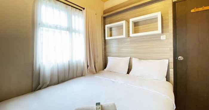 Kamar Tidur Simply and Homey 2BR at Suites @Metro Apartment By Travelio