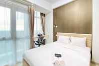 Bilik Tidur Simply and Homey Designed Studio at Taman Melati Jatinangor Apartment By Travelio