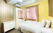 Kamar Tidur 3 Homey and Cozy 1BR Apartment at Harvard Jatinangor By Travelio