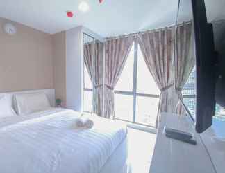 Bedroom 2 Comfortable and Clean 1BR The Mansion Kemayoran Tower Gloria By Travelio