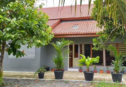 Exterior Salaka Homestay