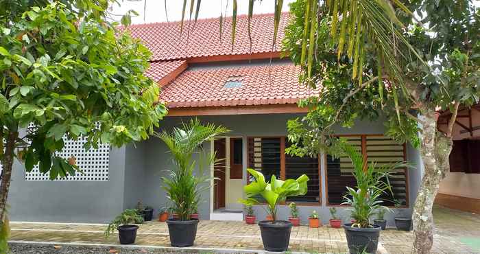 Exterior Salaka Homestay