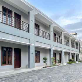 Exterior / Building 1 HS Residence, Hotel Tulungagung