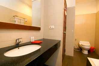 Toilet Kamar 4 Kuta Paradise 777