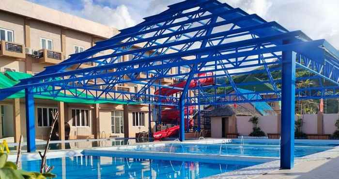 Swimming Pool Nest Resort