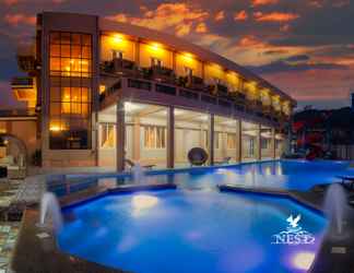 Exterior 2 Nest Resort