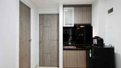 Ruang untuk Umum 4 Homey and Compact Studio at Taman Melati Surabaya Apartment By Travelio
