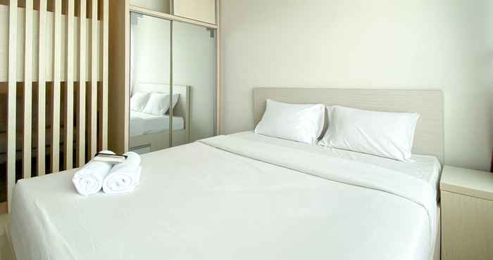 Bedroom Minimalist and Strategic Studio at Grand Kamala Lagoon Apartment By Travelio