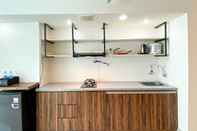 Ruang untuk Umum Minimalist and Strategic Studio at Grand Kamala Lagoon Apartment By Travelio