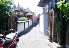 Exterior 3 Villa Bristol