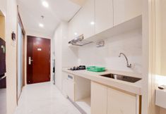 Ruang untuk Umum 2 Comfy and Fancy Studio at Sky House BSD Apartment By Travelio
