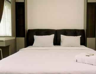 Bilik Tidur 2 Comfort 2BR Apartment at Semanggi By Travelio