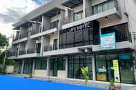 ภายนอกอาคาร Life Hotel Rong Khun