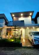 EXTERIOR_BUILDING Villa Calista Garut