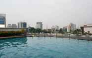 Kolam Renang 5 Homey and Minimalist Studio Room Apartment at GP Plaza By Travelio