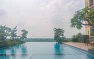 Swimming Pool 4 Warm and Comfort Studio Room Apartment at Sayana Bekasi By Travelio