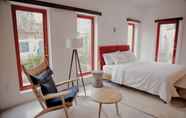 Bedroom 6 Leiden Homestay & Cafe 
