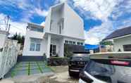 Bangunan 3 VILLA TIO' 2  WITH PRIVATE POOL BY N2K