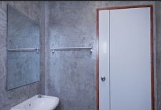 Toilet Kamar 5 Huan Raya 2